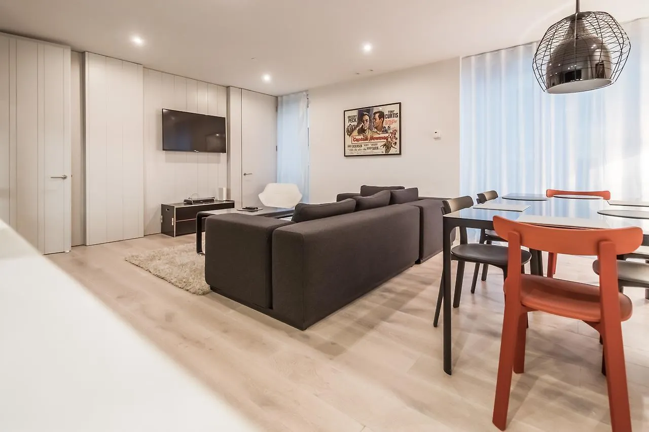 The Daniel Day Lewis Suite - Hiphipstay Dublin