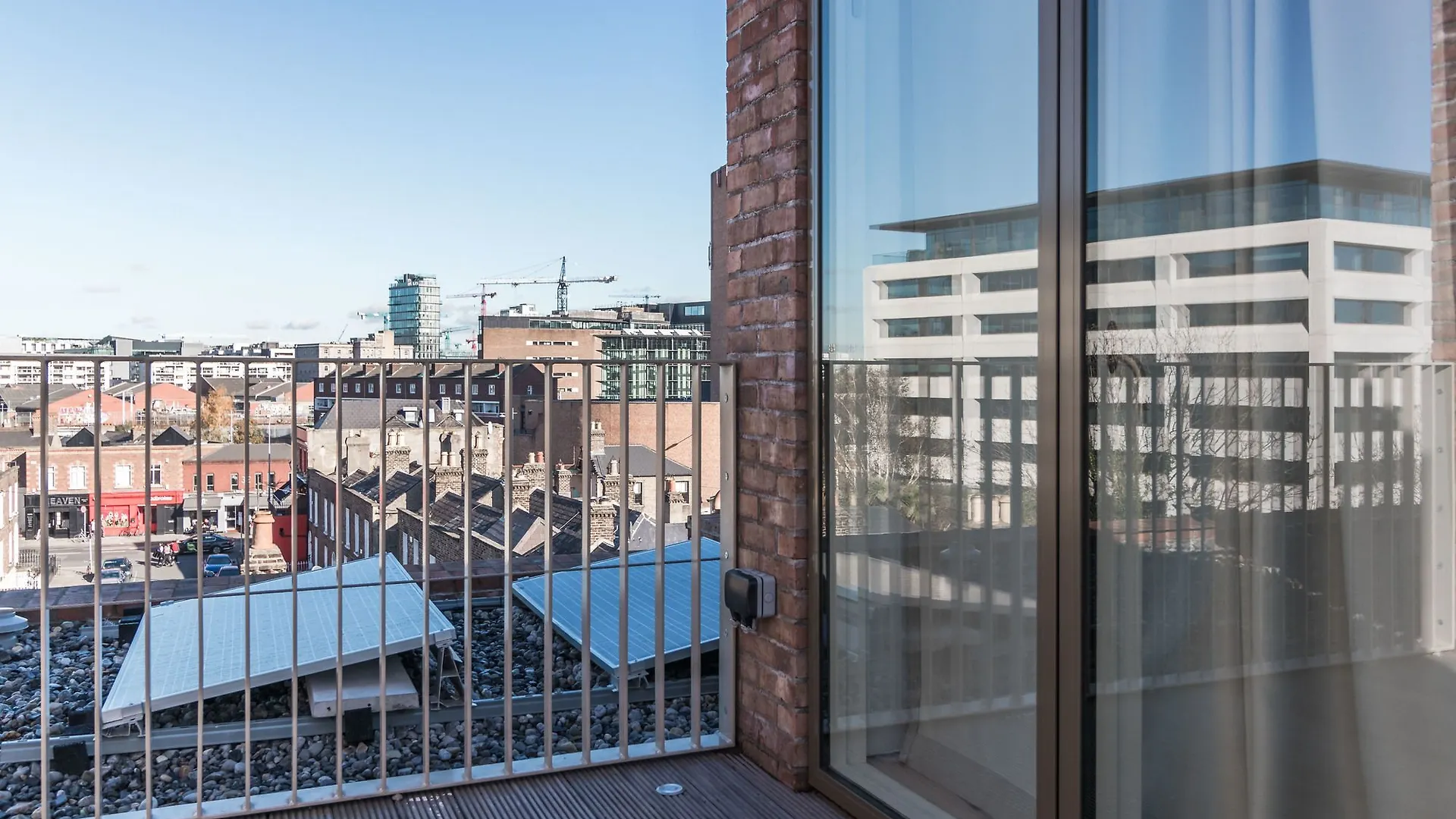 The Daniel Day Lewis Suite - Hiphipstay Dublin Apartment